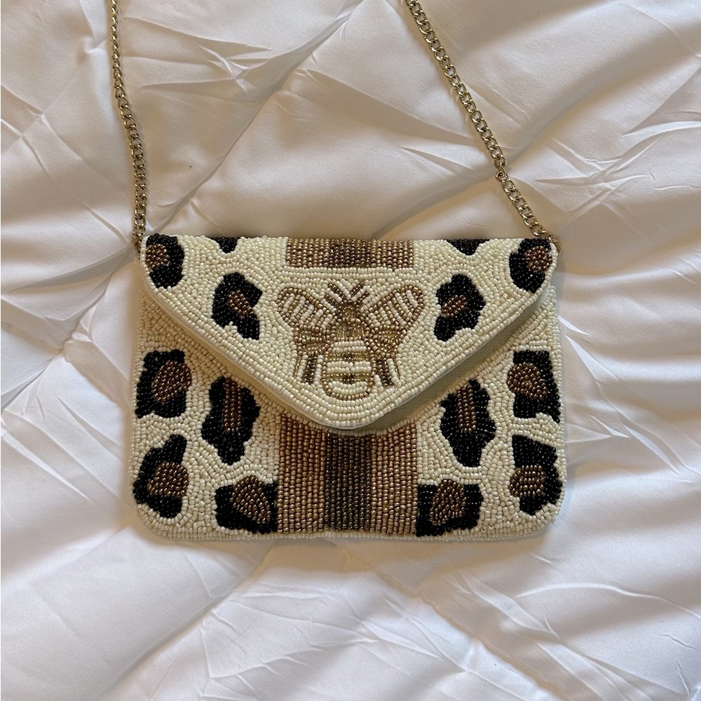 Beaded canvas Bee purse